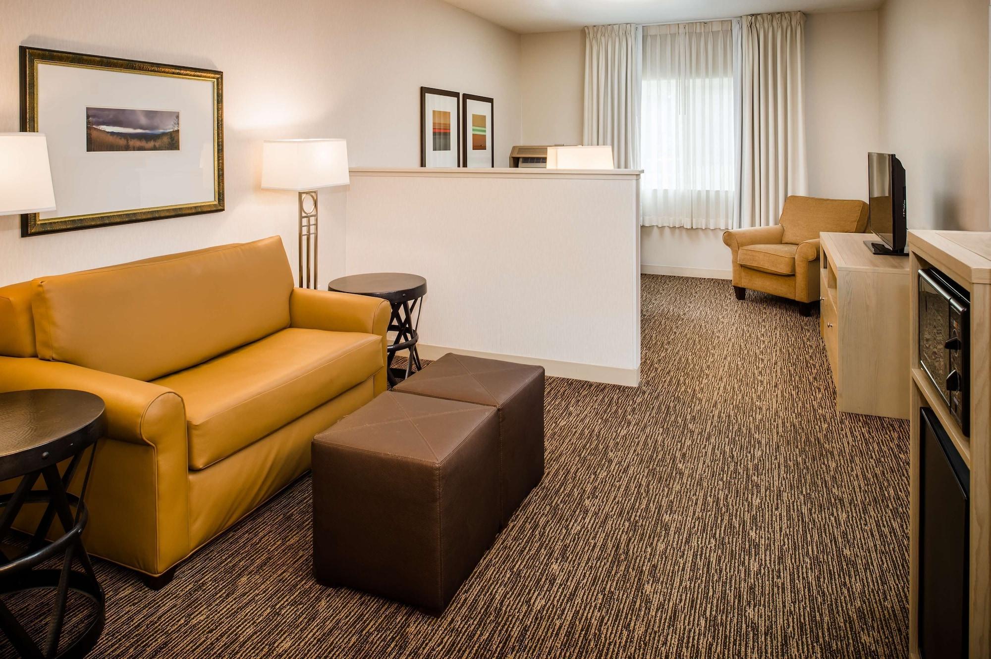 Doubletree By Hilton Olympia Otel Dış mekan fotoğraf