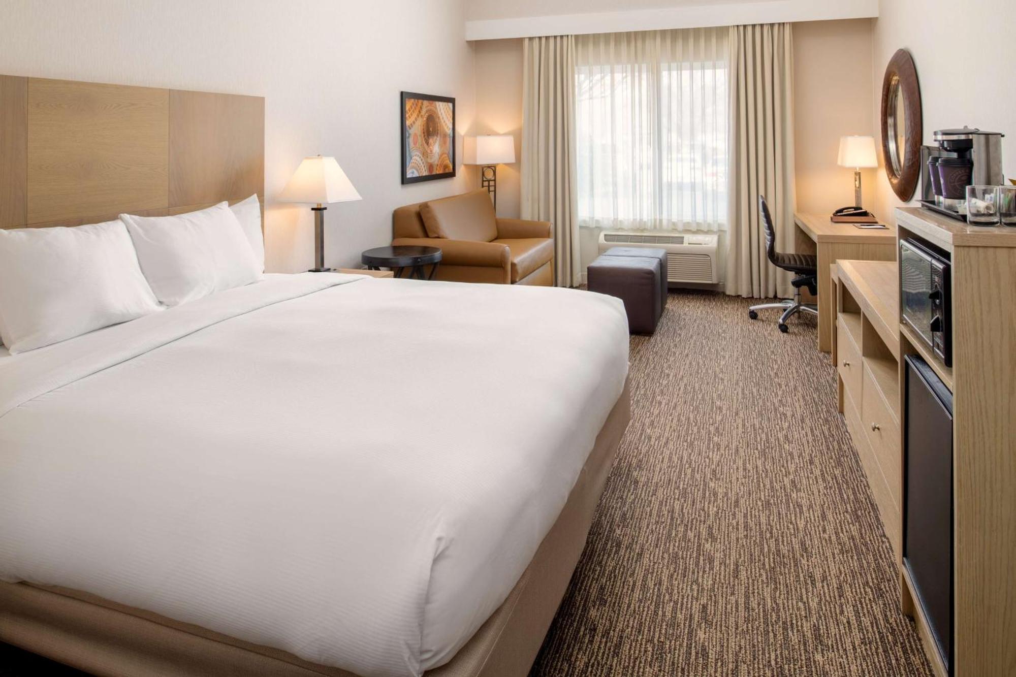 Doubletree By Hilton Olympia Otel Dış mekan fotoğraf