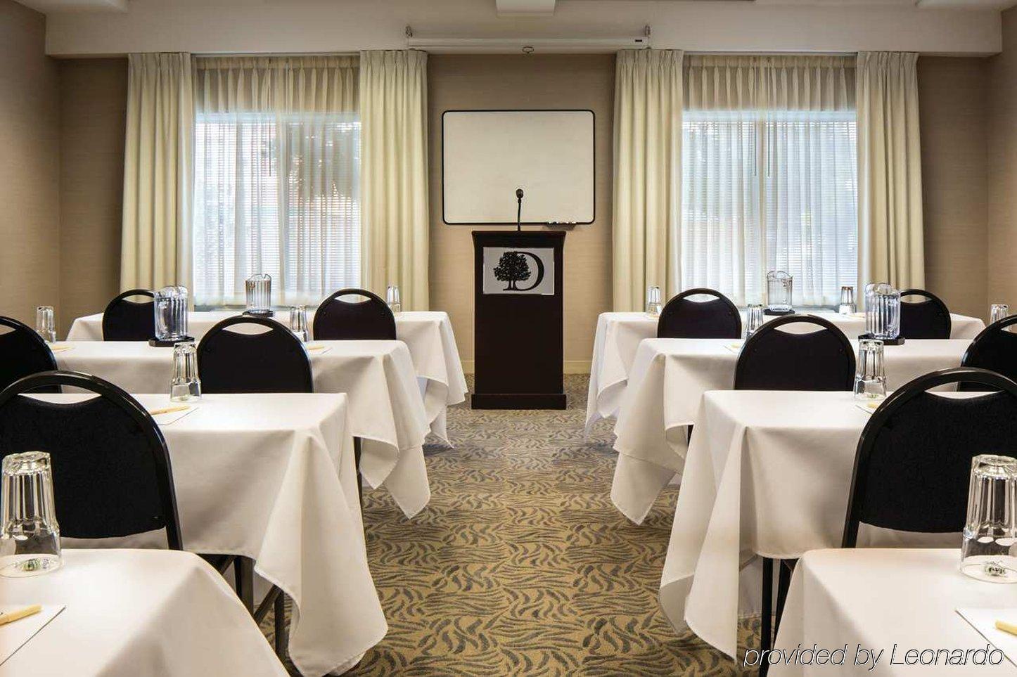 Doubletree By Hilton Olympia Otel Dış mekan fotoğraf